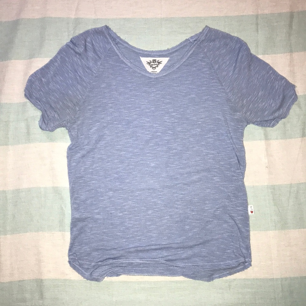 T2LOVE v neck tshirt